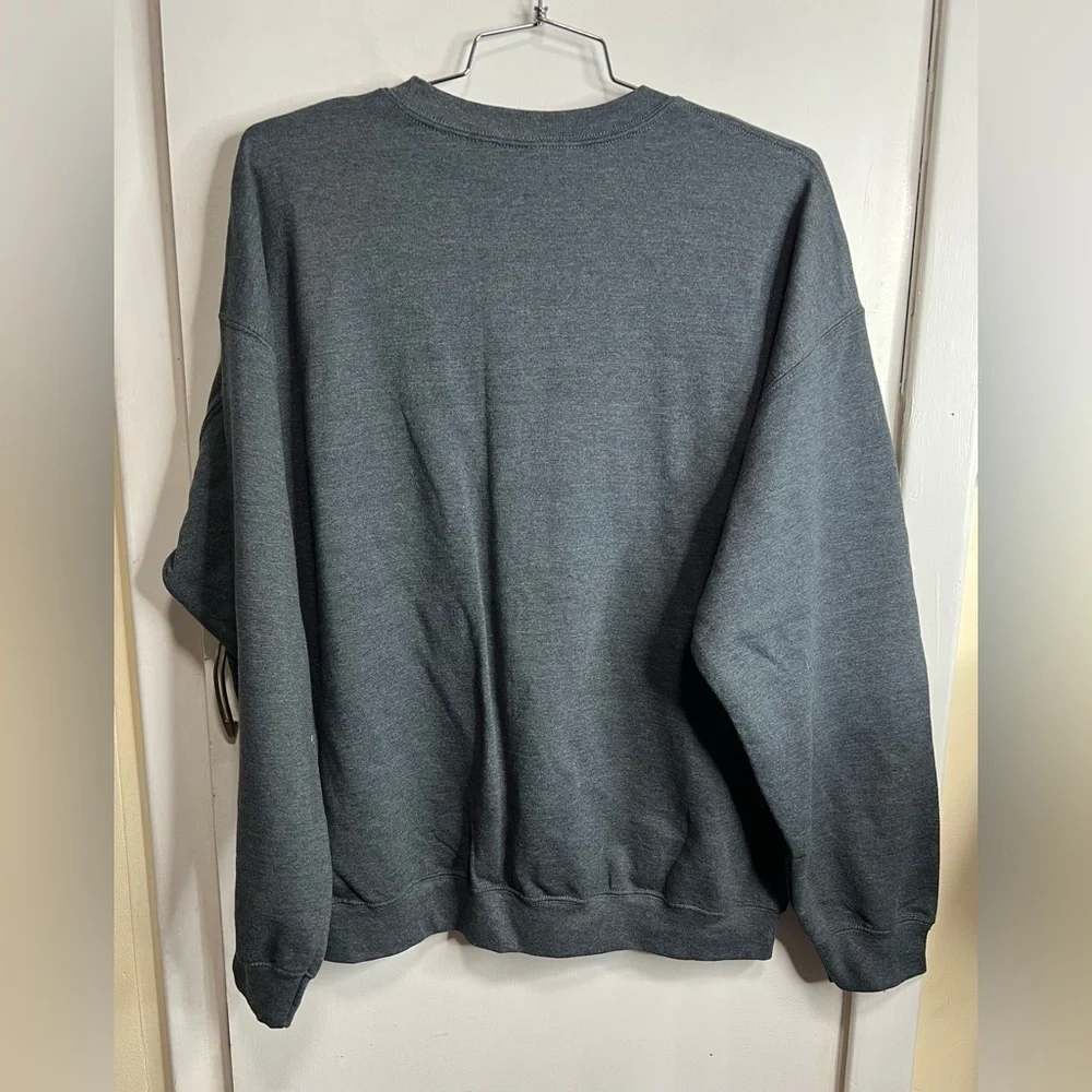 Gildan Sorta Merry Sorta Scary Pullover Sweatshirt NWOT - Picture 4 of 4